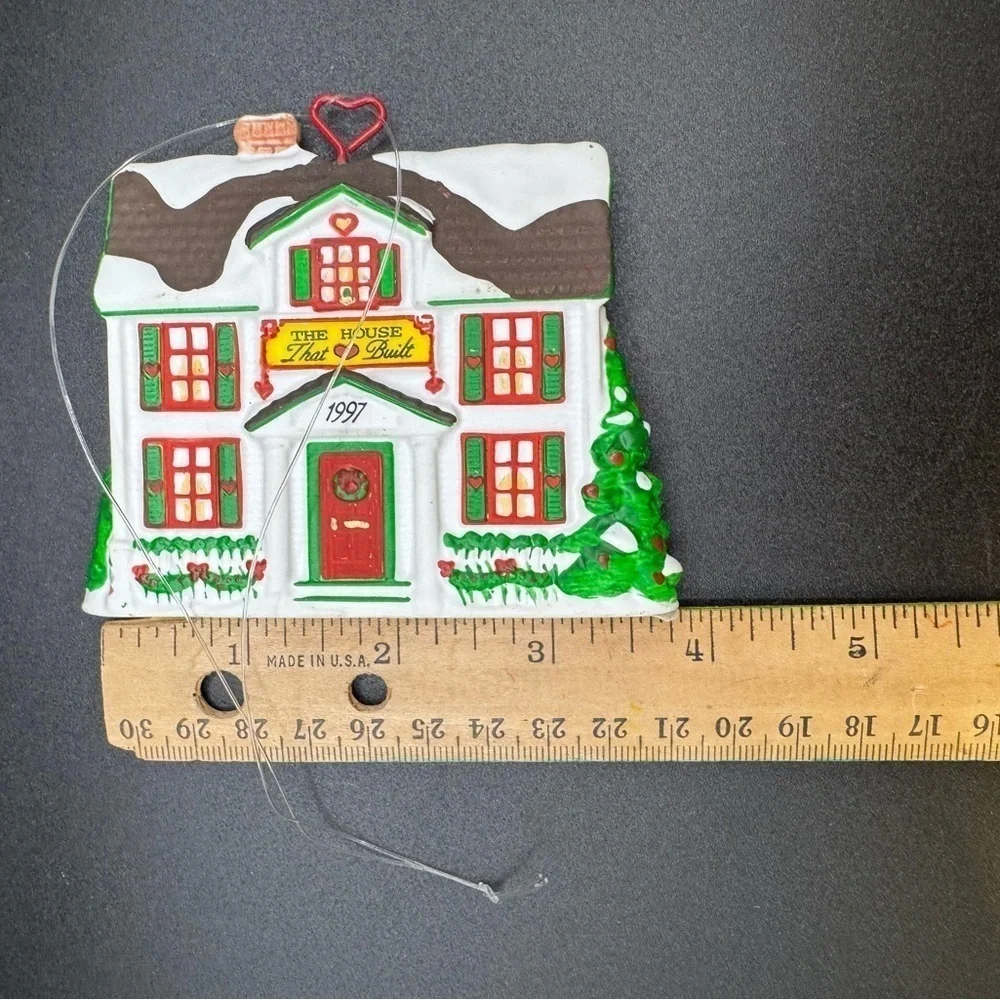 1997 Dept 56 The House That Love Built Ronald McDonald House Ornamentt